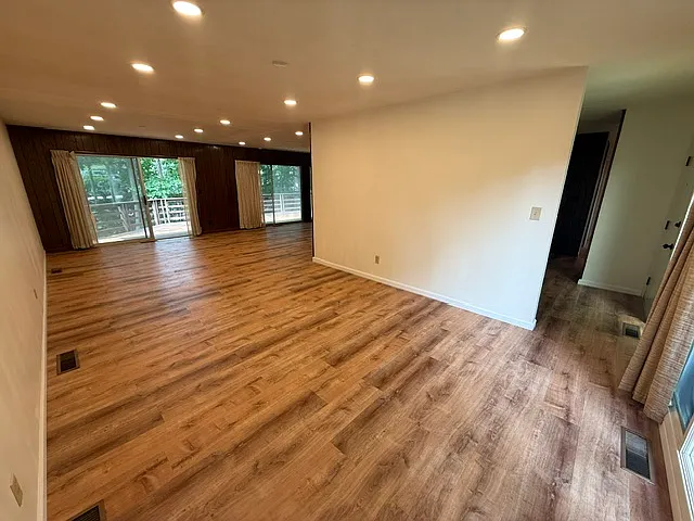 4 bed, 1920 sqft, $2,400 — Photo 3