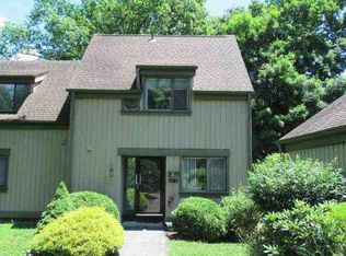 93 Heritage Vlg E #B, Southbury, CT 06488
