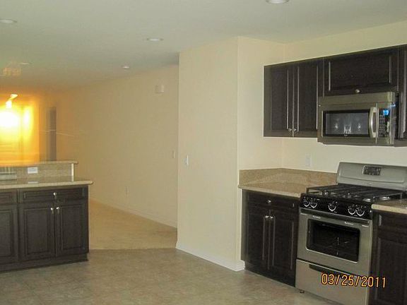 5th image of 31848 Linda Lee Dr