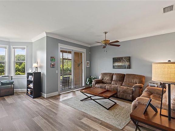 5th image of 9801 Foxhall WAY #5