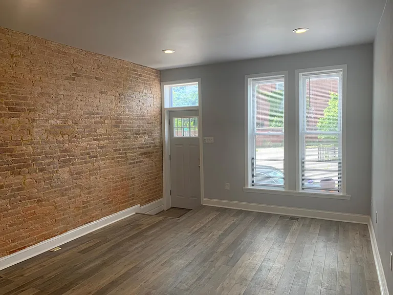 1641 N Patterson Park Ave — Photo 5
