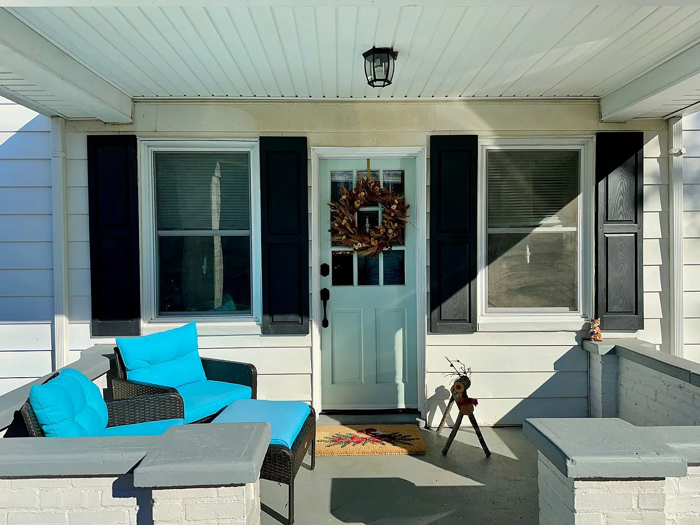 Charming 2 Bedroom With Large Yard In Christiansburg — Photo 2