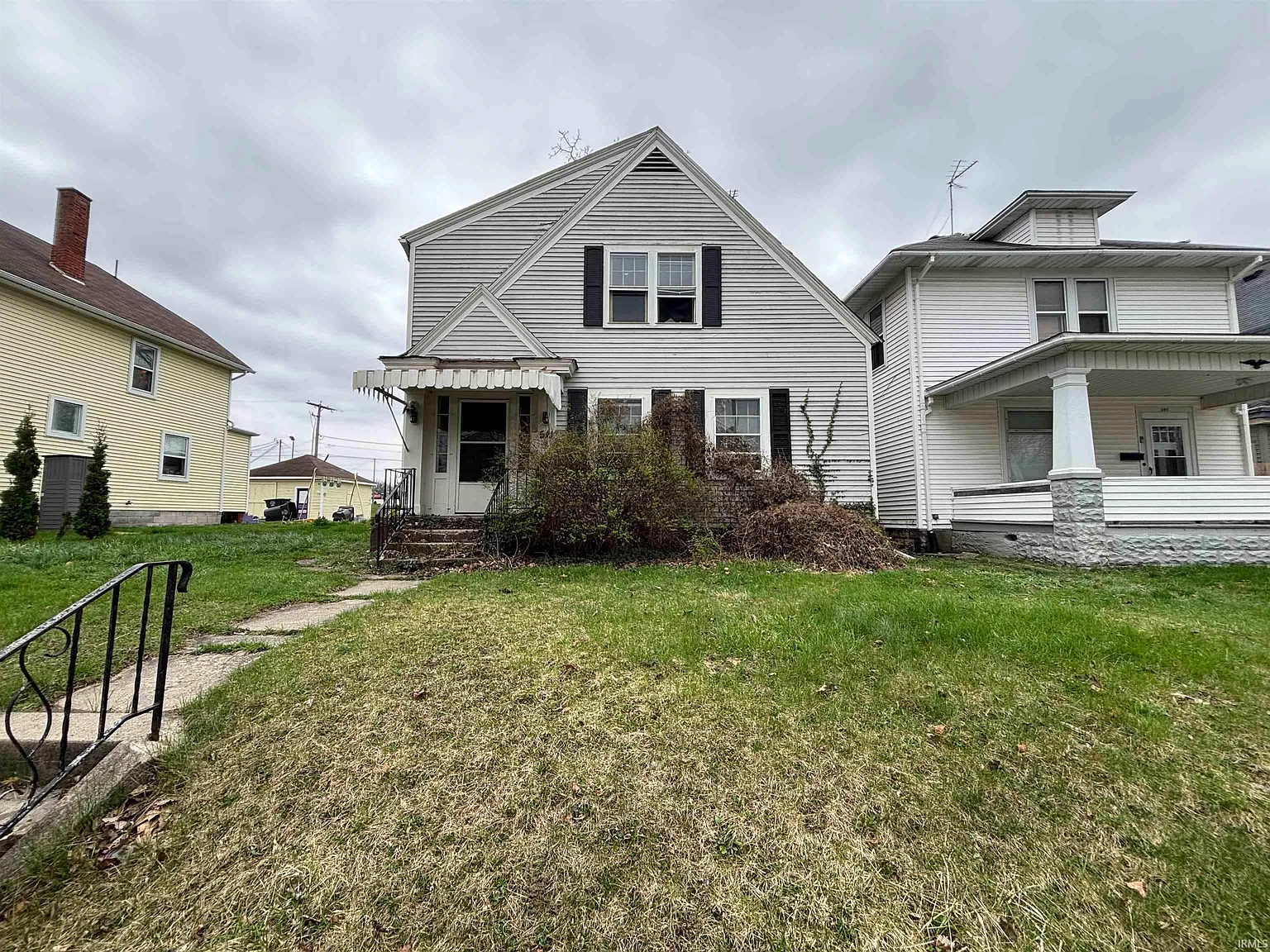 541 Kinnaird Ave photo 1