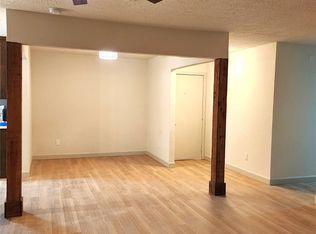 4906 Valley View Dr #4906, La Porte, TX 77571