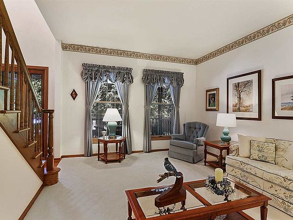 4th image of 5168 Bay Shore Dr