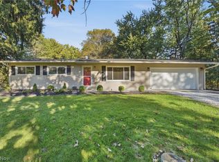 1745 Orchard Dr, Akron, OH 44333