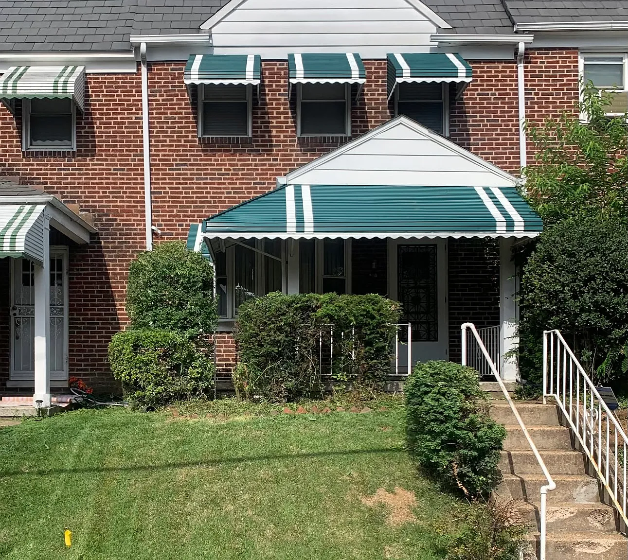 3 bed, 1200 sqft, $1,575 — Photo 1
