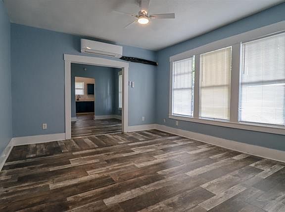 2nd image of 2237 North St #2