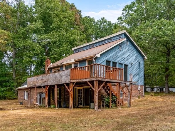 2120 Griffintown Rd, White Bluff, TN 37187