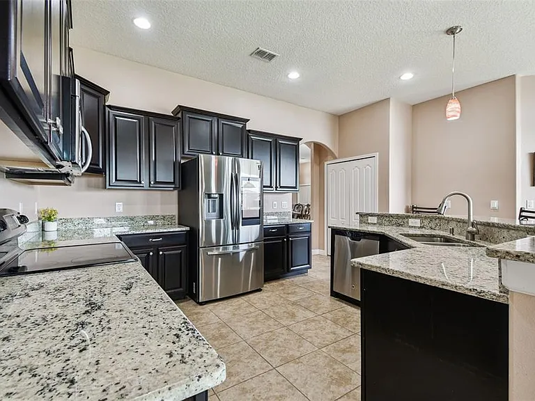 205 Orange Mill Ave — Photo 7