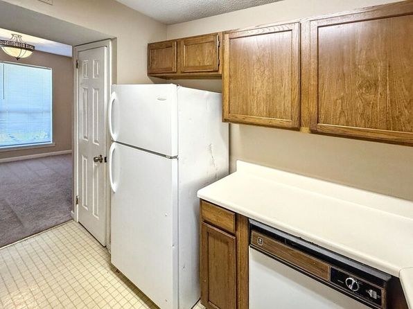 3025 Chase Ln, Birmingham, AL 35215