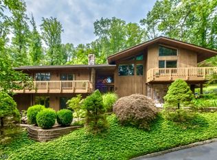 370 Sidney Rd, Pittstown, NJ 08867