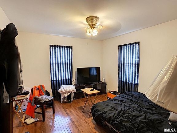 4th image of 3221-3225 18th Ave