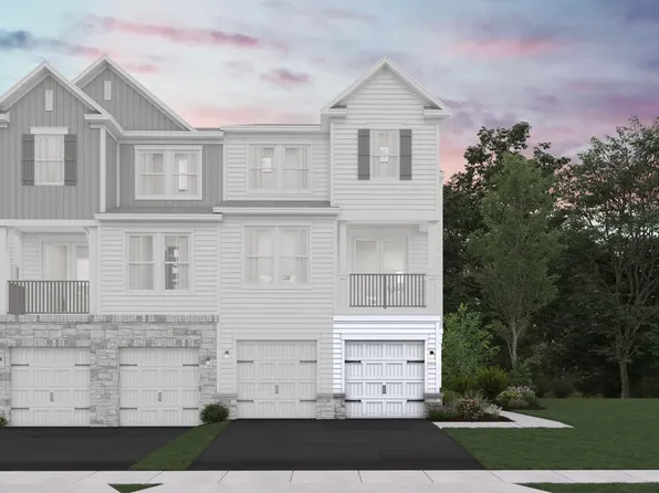 4 Reservoir Ct, Wayne, NJ 07470