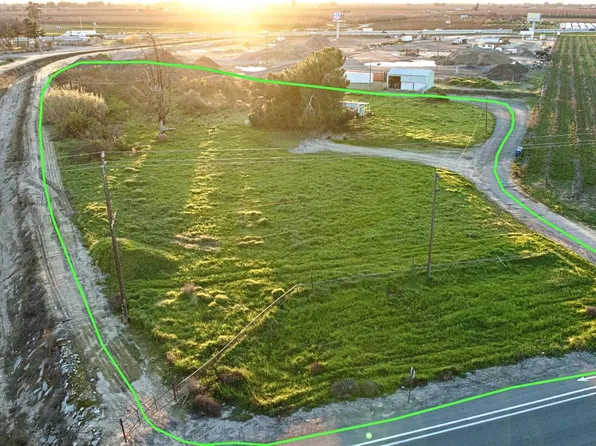 3993 S Golden State Blvd, Selma, CA 93662