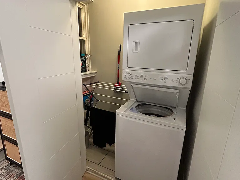 2119 N Campbell Ave #1F — Photo 5