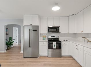 8016 W Glen Rd, Norfolk, VA 23505