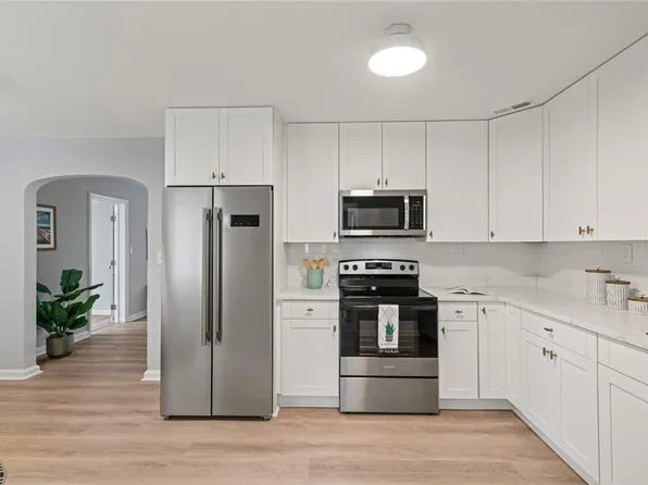 8016 W Glen Rd, Norfolk, VA 23505