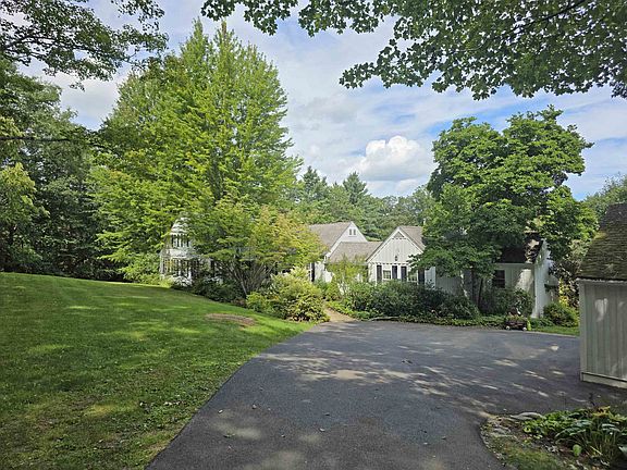 5th image of 350 West Hill Road