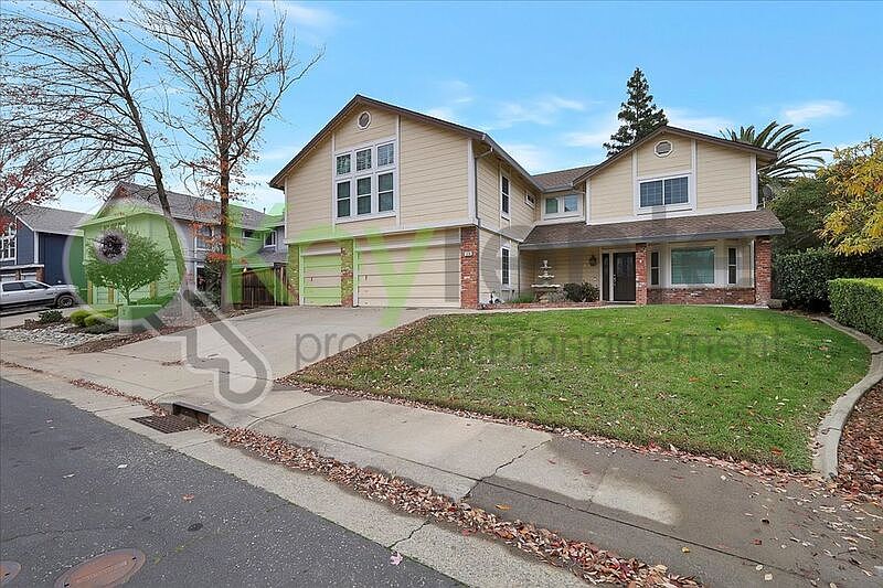 1st image of 1330 Kingswood Dr