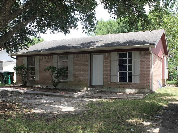 2nd image of 3134 Woodmont Dr