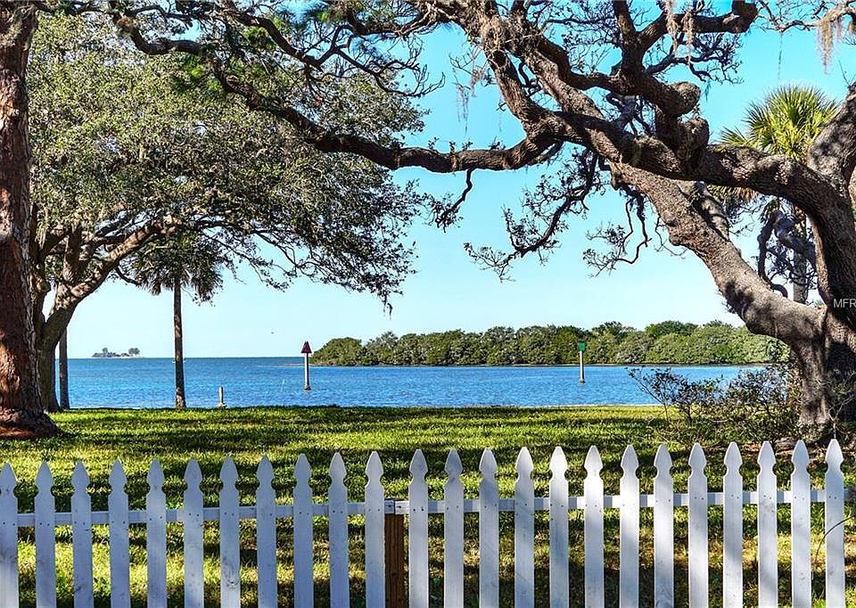 1st image of 360 Shore Dr