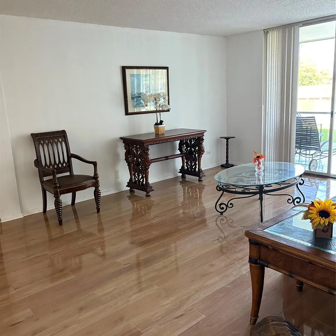 2 bed, 2.0 bath, 1150 sqft, $1,900 — Photo 4