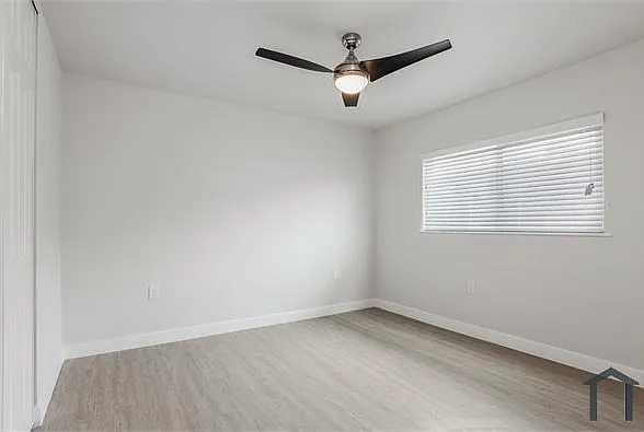 5036 Coliseum St #5 — Photo 6