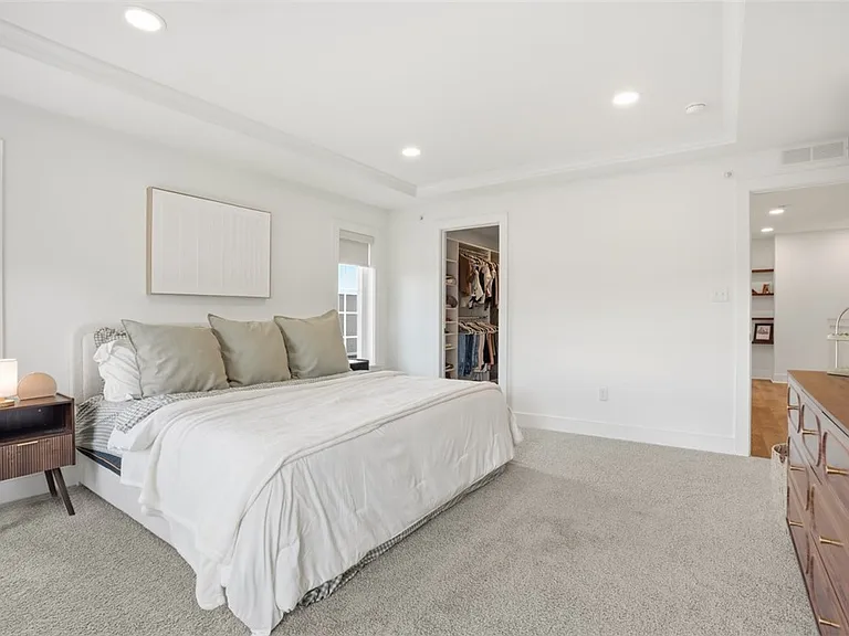 320 Highbridge Ln — Photo 21