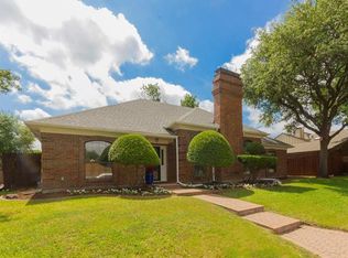 18416 Voss Rd, Dallas, TX 75287