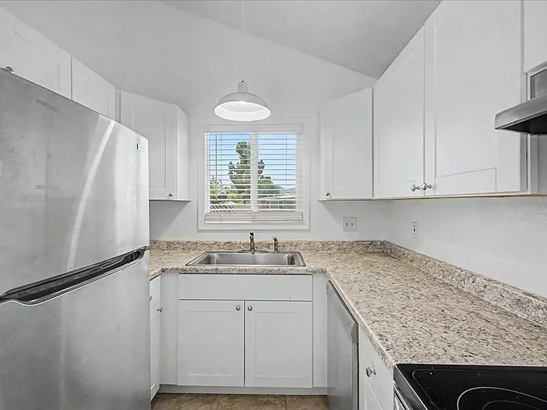 5704 & 5706 E. 24th Street — Photo 9