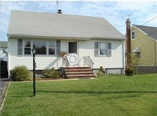 113 Main St, Somerset, NJ 08873