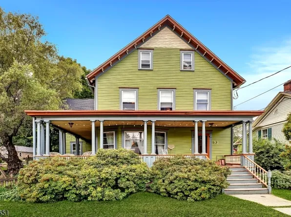 33 Main St, Califon Boro, NJ 07830