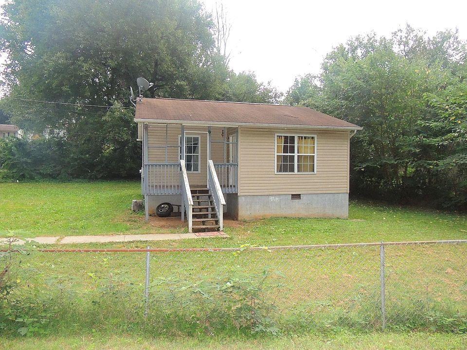 1st image of 1424 NW Nolan Ave