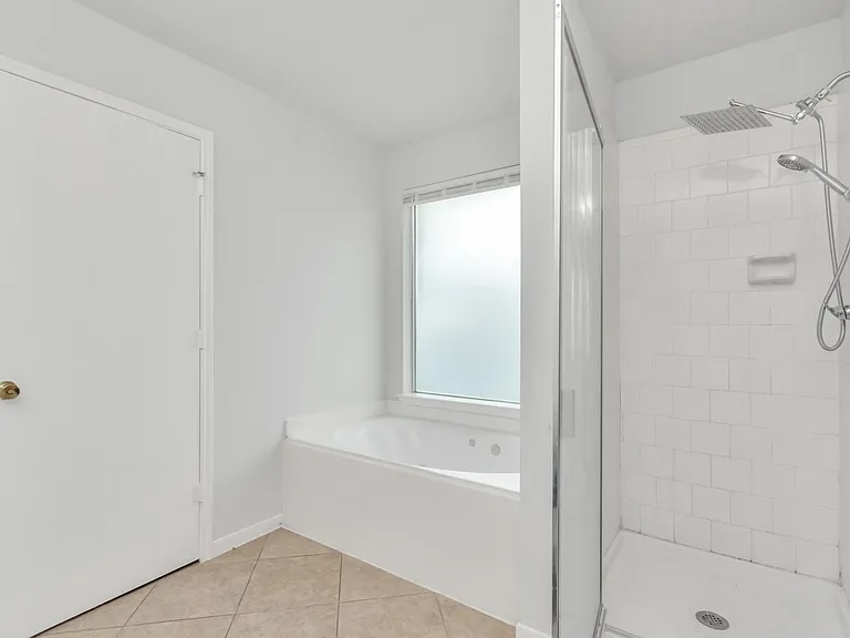 19762 Twin Canyon Ct — Photo 24