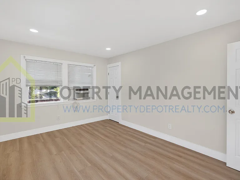 2519 Freeport Blvd #4 — Photo 14