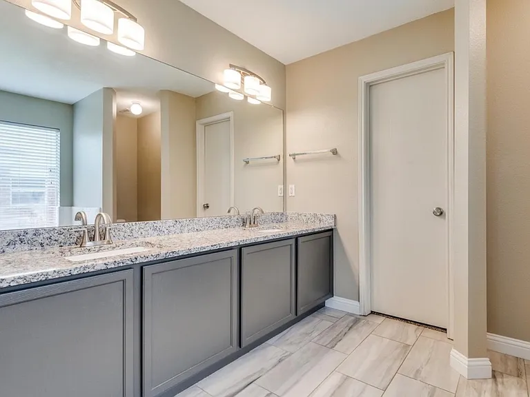 2312 Capeland Dr — Photo 9