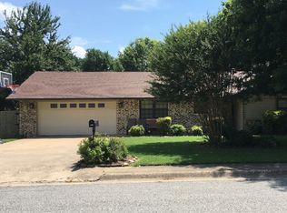 4105 Chapman Ave, Springdale, AR 72762