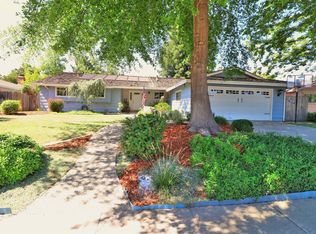 15 Lakeshore Cir, Sacramento, CA 95831
