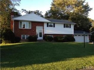 5534 Shawnee Dr, Bethlehem, PA 18017