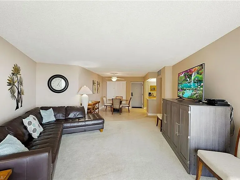 320 Seaview Ct #1208 — Photo 13