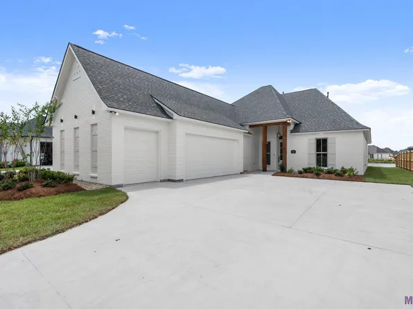 38165 Sweet Briar Dr, Prairieville, LA 70769