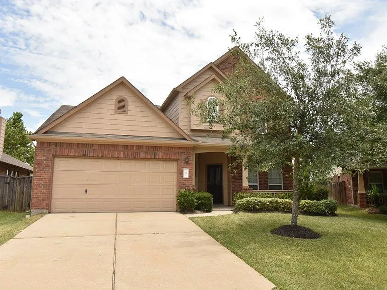 7027 Crockett Ridge Dr — Photo 1