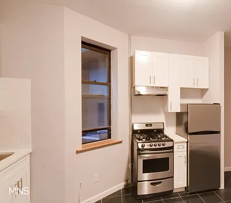 Rented by MNS Marketing | media 15