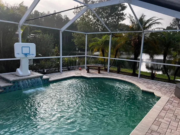 6640 Winding Oak Dr, Tampa, FL 33625