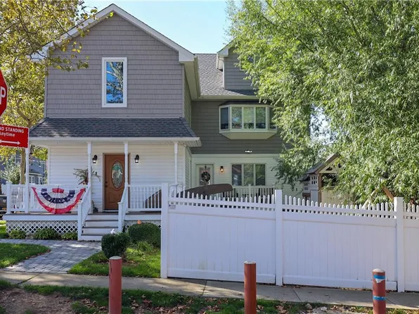 95 Crosshill St, Staten Island, NY 10301