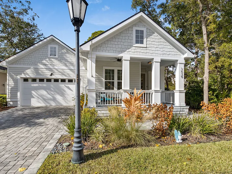 1539 Coastal Oaks Dr — Photo 2