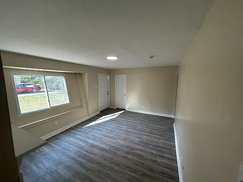 3 bed, 2.0 bath, 1188 sqft, $1,450 — Photo 2