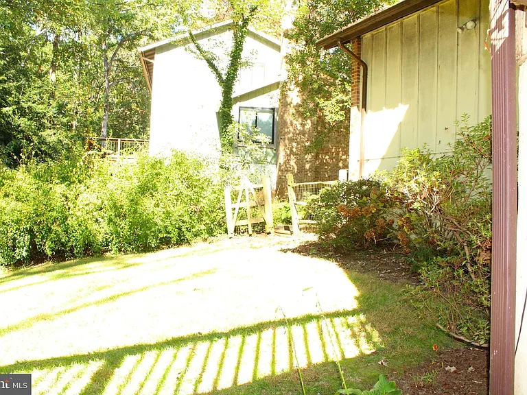 5414 Southport Ln — Photo 25