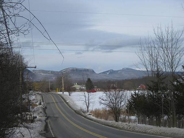 2nd image of 1250 Bruynswick Rd